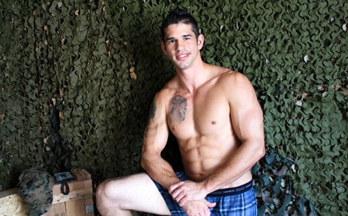 Real-life soldier Jason Richards jerks off