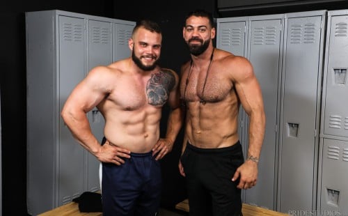 Hot muscle studs Ricky Larkin and Dax Carter fuck
