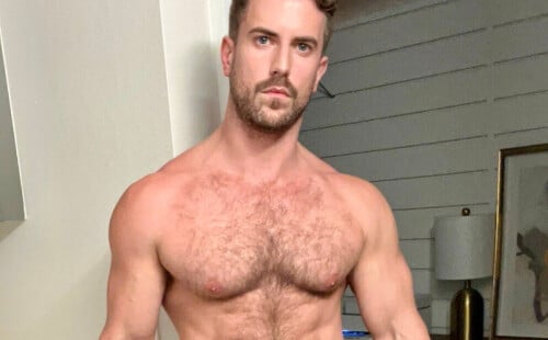 Random Hotties With Their Cocks Out!