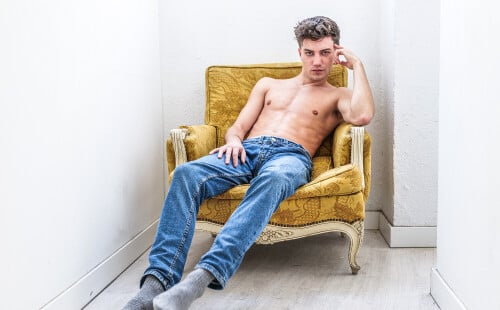 Matias nude solo