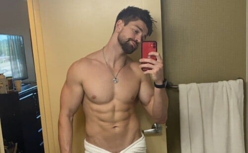 We All Want More Of Gorgeous Hunk Cole