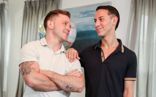 Bareback Roommates Andrew Delta And Des Irez