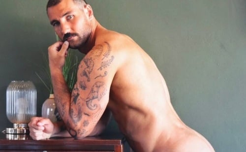 You Want To See Roche Nude, Right?