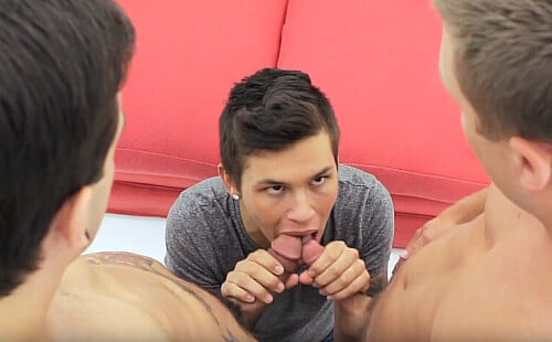 Clip of The Day : Seth Knight Threesome