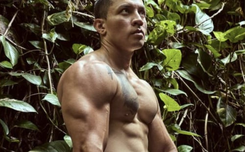 Muscle Cam Hunk Carl Puts On A Show