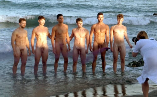 Guys posing naked for a female photographer