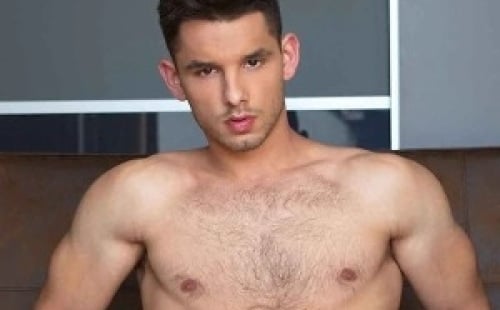 Antonio Valentini Naked – Hung, Young And Horny!
