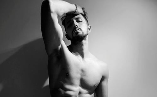 Large Uncut Dick In Selfie Pics From Lyon